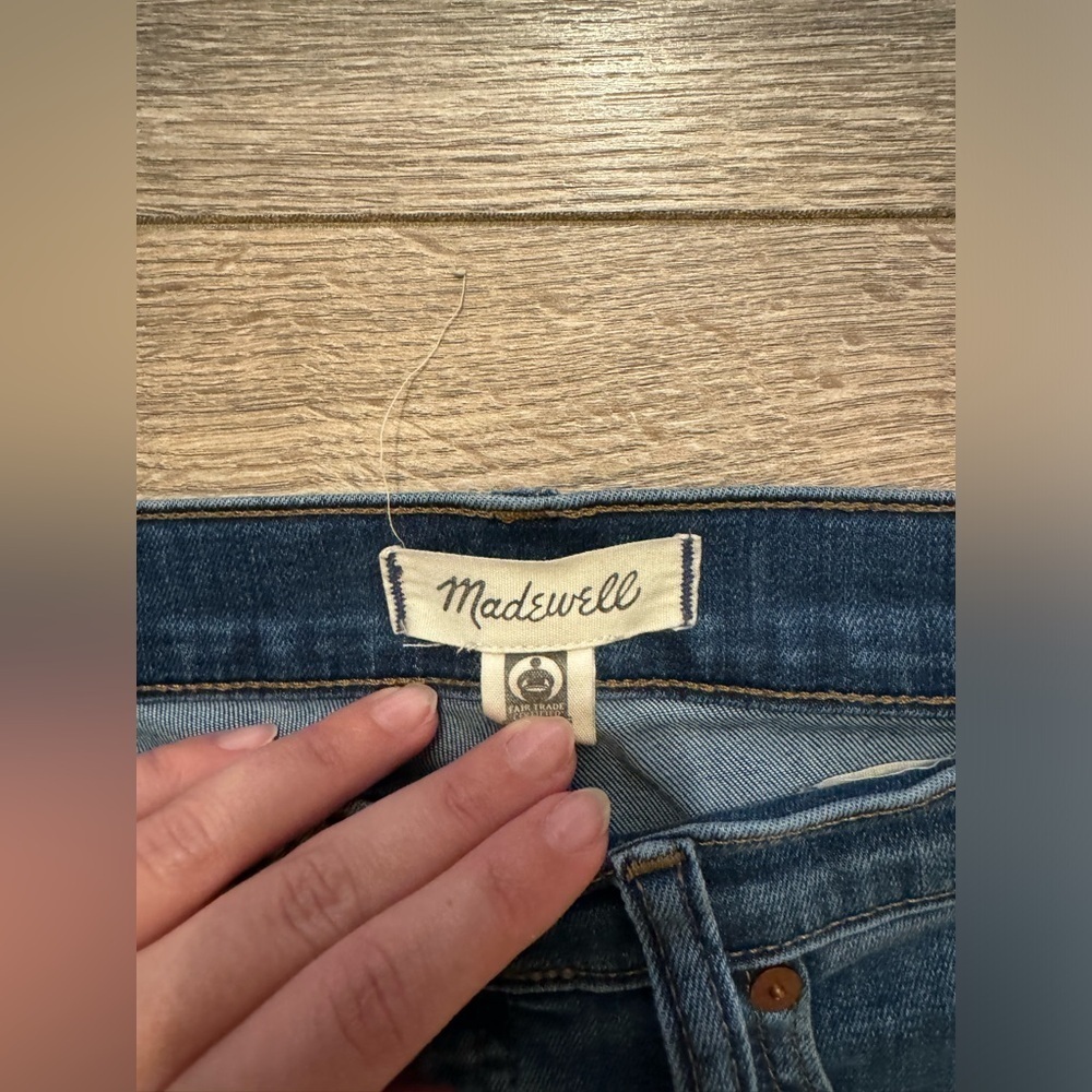 Madewell 10" High -Rise Skinny Crop Jeans - Picture 5 of 9